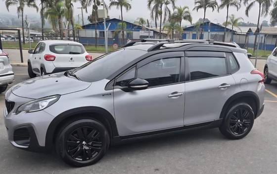 PEUGEOT 2008 1.6 16V THP FLEX STYLE 4P AUTOMÁTICO